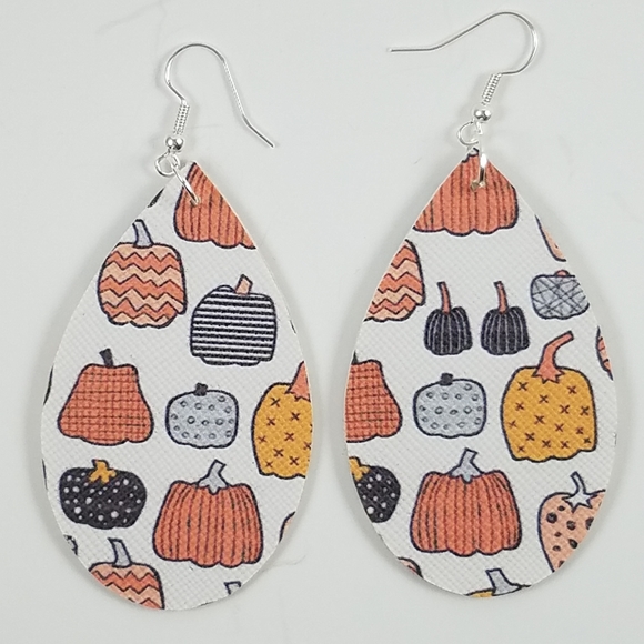 Jewelry - Handmade Faux Leather Decorative pumpkins Earrings